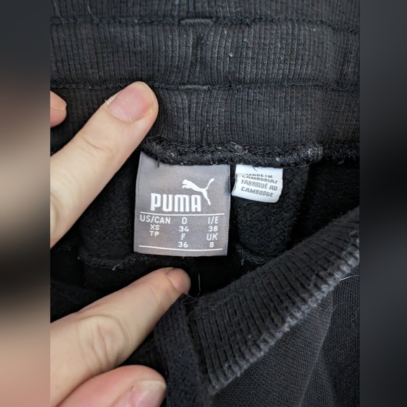 Classic Black Puma Sweatpants - Size XS - Picture 3 of 3